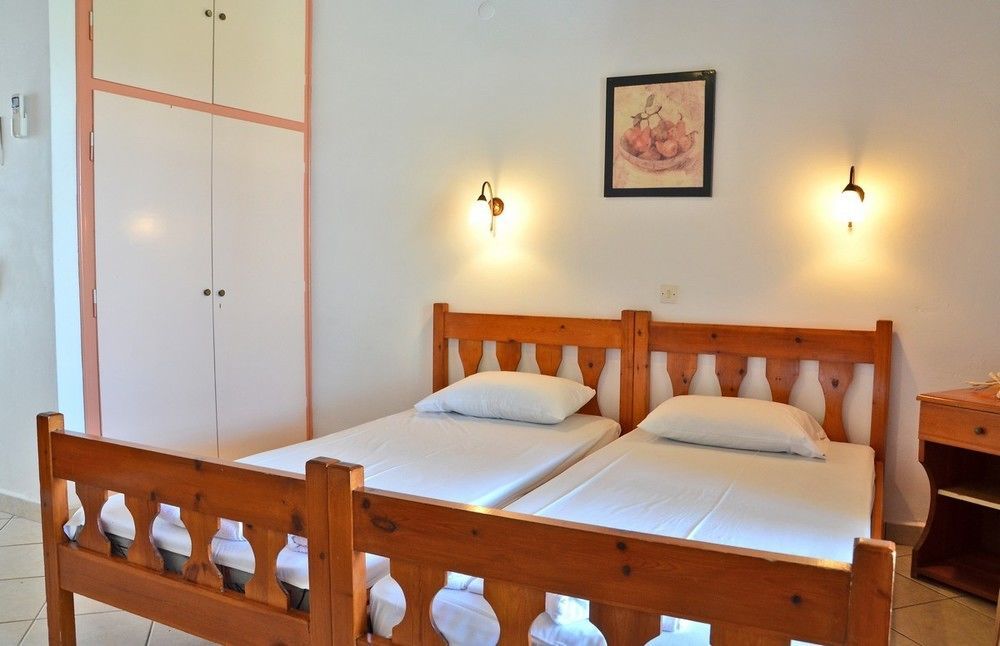 ไอโอเนียน ออร่า Aparthotel ซีลีวี ภายนอก รูปภาพ